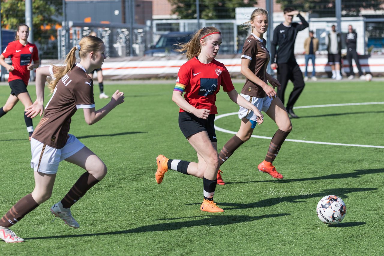 Bild 223 - wBJ FC St. Pauli - Eimsbuetteler TV : Ergebnis: 3:4